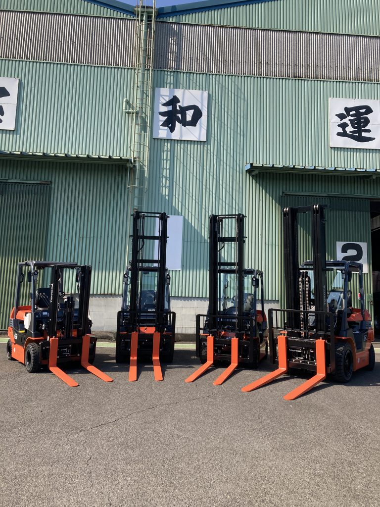 一文字倉庫に新車フォークリフトが納車されました！