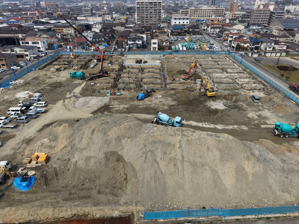 新倉庫建設、着々と進行中！