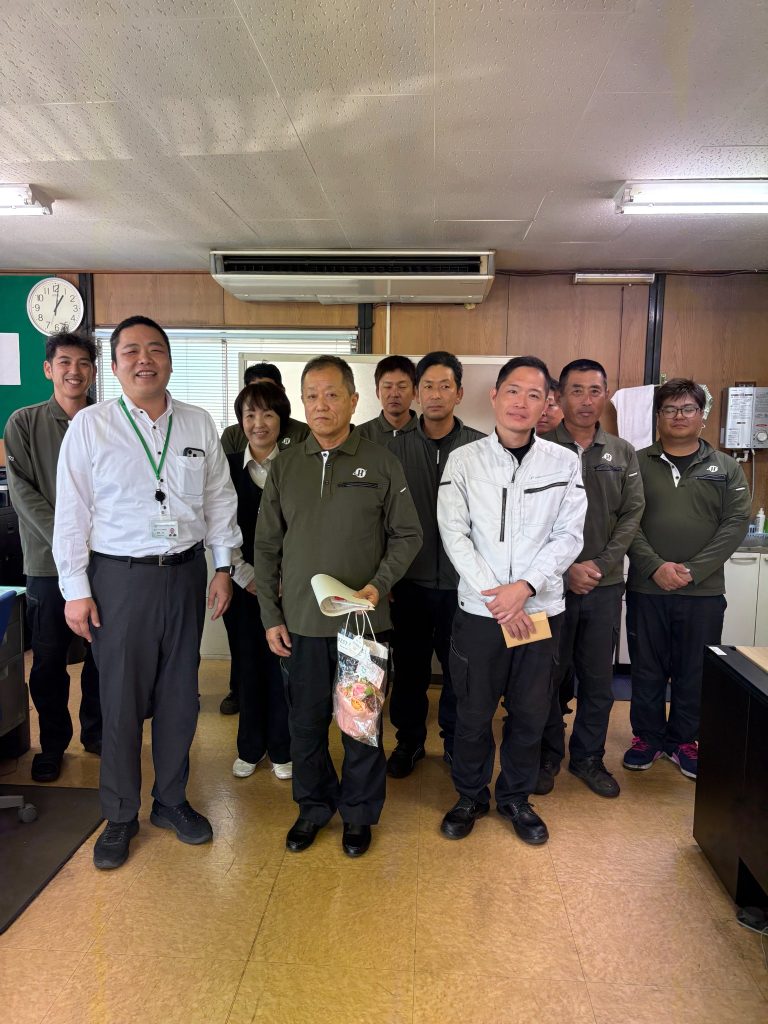 勤続20年の感謝を込めて～永年勤続表彰～